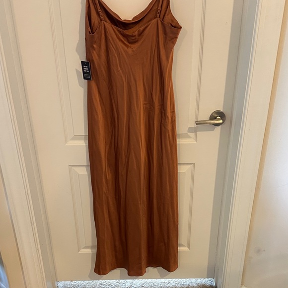 Express Slip Dress - Picture 7 of 8